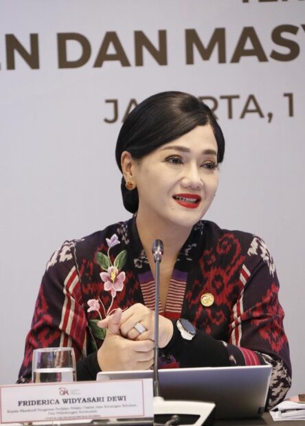 Nomor Bos OJK Pernah Dipakai Buat Pinjol!