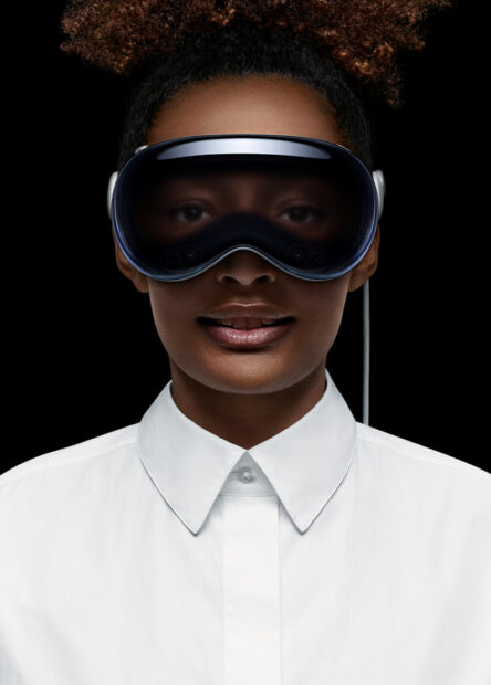 Apple Rilis Headset Vision Pro Seharga 55 Juta!